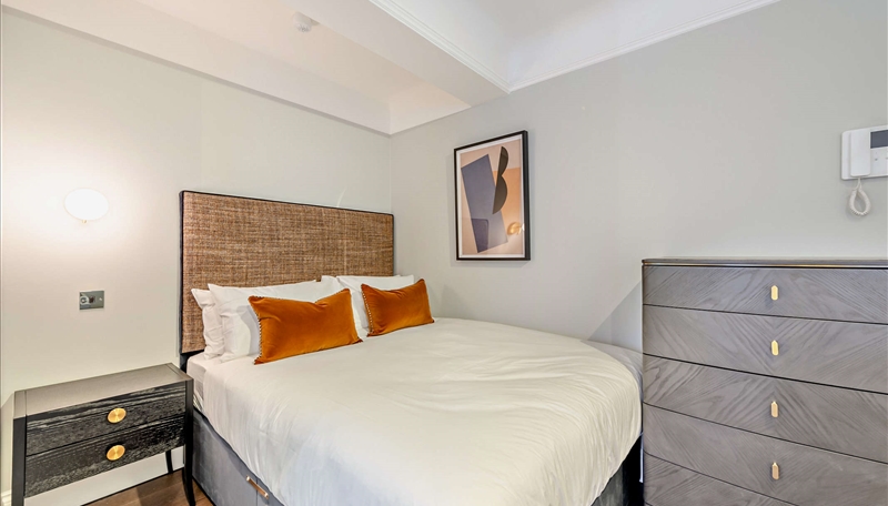 Luxury Studio Apartment for Rent Pelham Court, Chelsea, London SW3