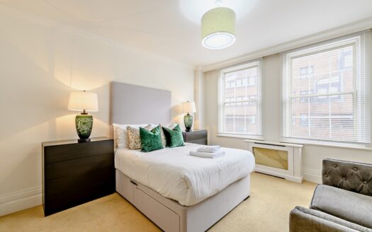 Luxury 3 Bedroom Apartment to Rent in Strathmore Court, St John’s Wood, London NW8