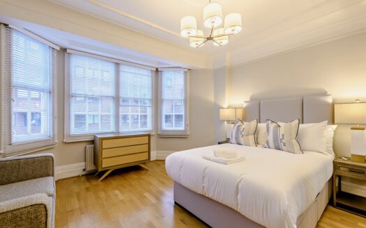 Luxury 4 Bedroom Apartment to Rent in Strathmore Court, St John’s Wood, London NW8