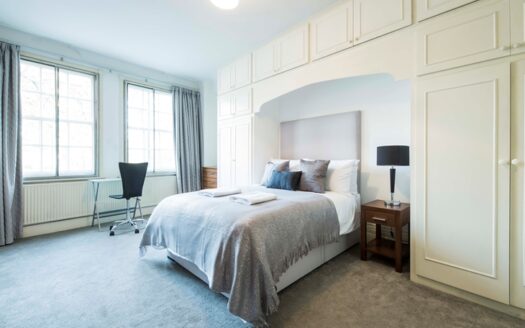 Luxury 5 Bedroom Apartment to Rent in Strathmore Court, St John’s Wood, London NW8