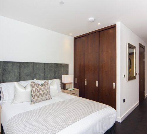 Luxury 2-Bedroom Apartment for Rent at Thornes House, London SW11 – Virtual Tour Available