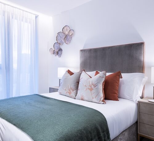 Luxury 3-Bedroom Apartment for Rent at Thornes House, London SW11