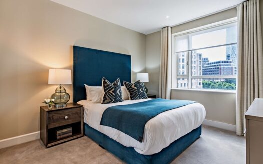 Spacious 2 Bedroom Apartment – Circus Apartments, Canary Wharf, London E14
