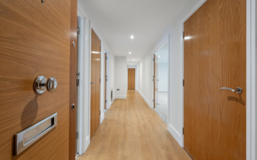 Stunning Spacious 3 Bed 2 Bath Apartment in Richbourne Court, Harrowby Street, London W1H 5PT