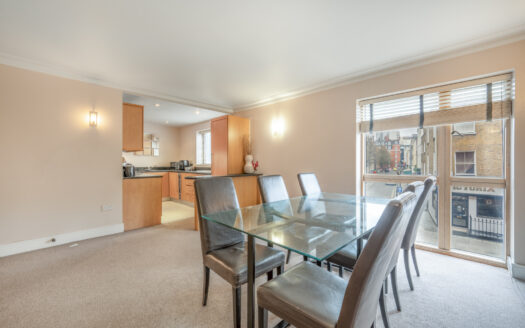 Elegant 3Bed 3 Bath Apartment in Richbourne Court, Harrowby Street, London W1H 5PT