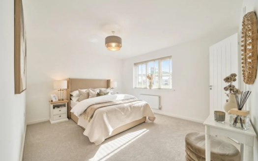 2 bed flat for sale Cambridge Square, London W2